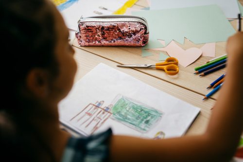 Fiskars Classic papírvágó olló, 17 cm - 25 év garanciával