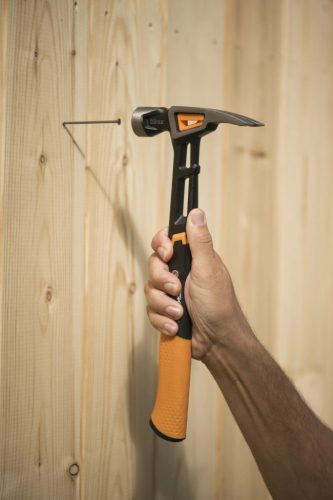 Fiskars IsoCore™ általános kalapács XL (1020215)