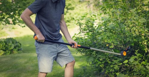 Fiskars PowerGearX™ magassági ágvágó UPX82 - 25 év garanciával