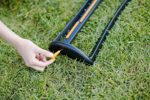 Fiskars Víztakarékos esőztető, fém talp (1023661)