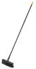 Fiskars Solid™ univerzális kültéri seprű (L) (1025926)