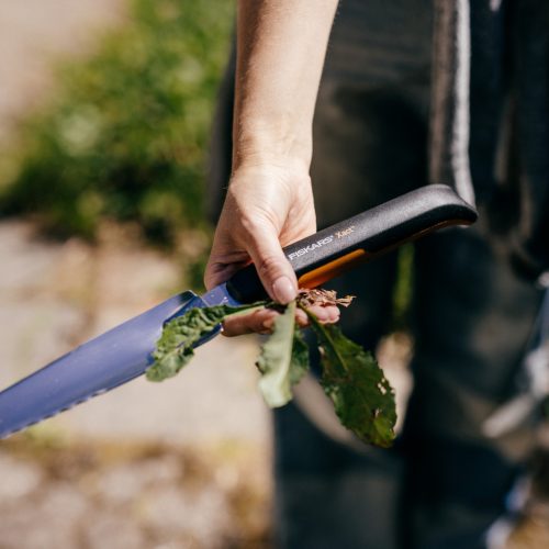 Fiskars Xact™ gyomkiszedő (1027046) - 25 év garanciával