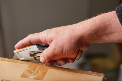 Fiskars CarbonMax™ állítható tapétavágó kés (1027223)