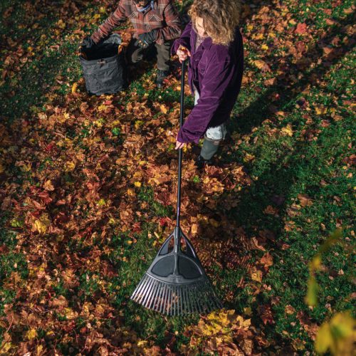 Fiskars Ergo™ Pop-up kerti gyűjtőzsák S, 73L (1028371)