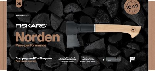 Fiskars Norden kemping fejsze N7 + élező (1051146) - 25 év garanciával