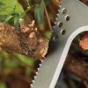 Fiskars Solid™ kampós bozótvágó fűrésszel