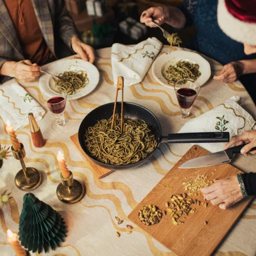 Fiskars Hard Edge Közepes szakácskés (1051748)