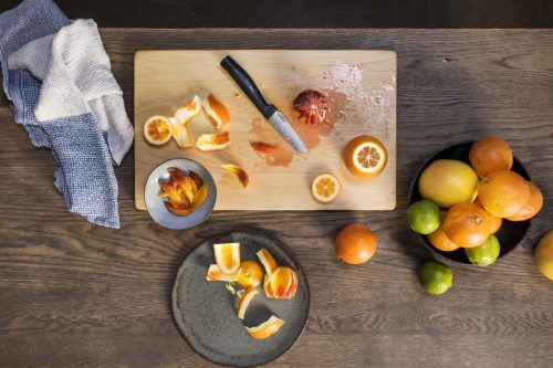 Fiskars Hard Edge Hámozó kés (1051777)