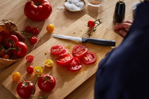 Fiskars Hard Edge Paradicsomszeletelő kés (1054947)