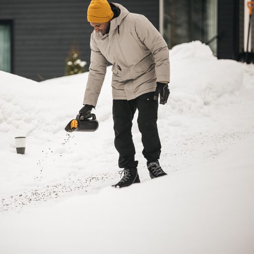 Fiskars Solid™ kézi szóróeszköz (1057076)