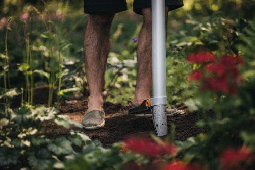 Fiskars Xact™ álló palántázó (1057077) - 25 év garanciával