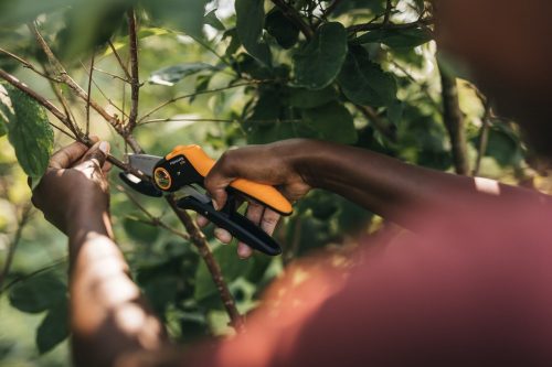 Fiskars Plus™ metszőolló, rávágó P741 (1057171)