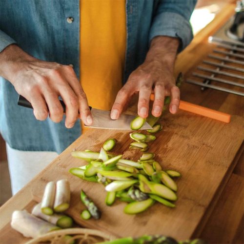 Fiskars Functional Form™ Kis méretű szakácskés (1057541)