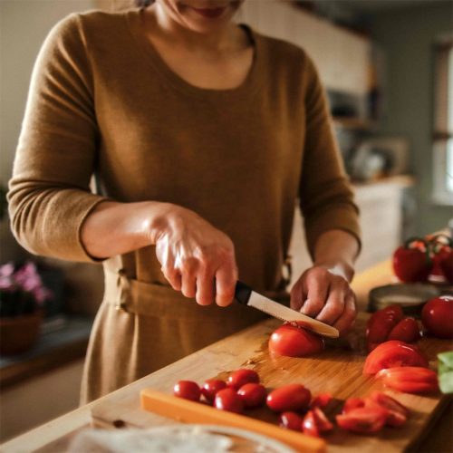 Fiskars Functional Form™ Paradicsomszeletelő kés (1057543)