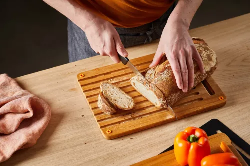 Fiskars Functional Form Bambusz vágódeszka készlet (1057550)