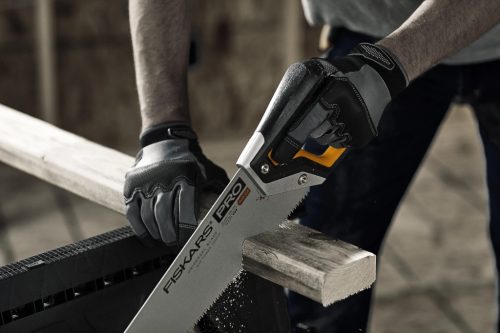 Fiskars PowerTooth™ Kézifűrész, 550mm 7tpi (1062916)