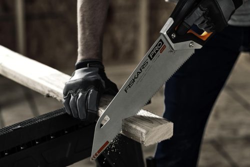 Fiskars PowerTooth™ Kézifűrész, 380mm 9tpi (1062930)