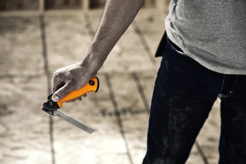 Fiskars Powertooth™ Compact összecsukható fűrész, 2 pengével (1062934)