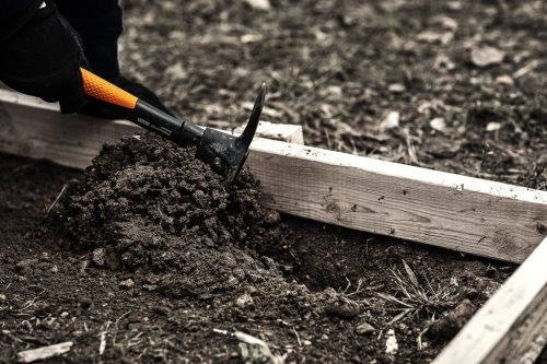 Fiskars IsoCore™ csákány, S, 0.68 kg (1062937)