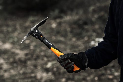 Fiskars IsoCore™ csákány, S, 0.68 kg (1062937)