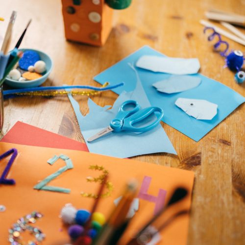 Fiskars Tompa hegyű gyerekolló, 13 cm - türkiz (1064072)