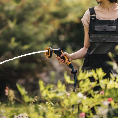 Fiskars Comfort locsolópisztoly, multi, markolatvezérlésű