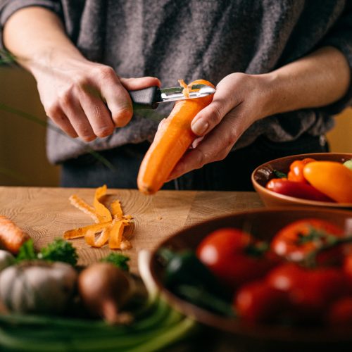 Fiskars Essential Hámozó készlet