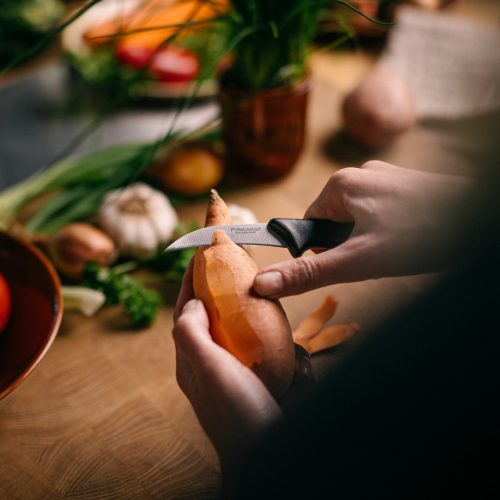 Fiskars Essential Hámozó készlet