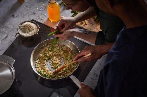 Fiskars All Steel pure Serpenyő, 28 cm - 25 év garanciával