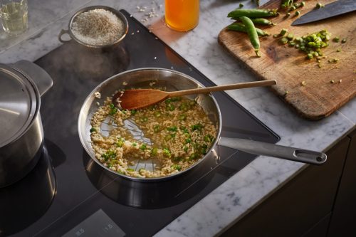 Fiskars All Steel pure Serpenyő, 28 cm - 25 év garanciával