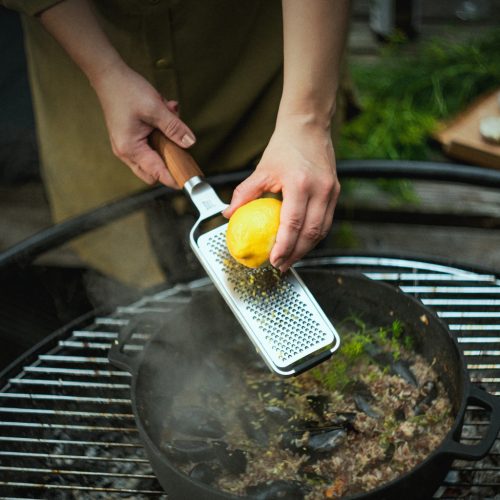 Fiskars Norden öntöttvas grill edény, 30cm - 25 év garanciával
