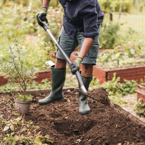 Fiskars Ergonomic™ hegyes ásó, szürke