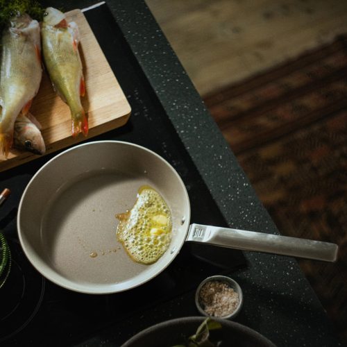 Fiskars Norden serpenyő, 26 cm - 25 év garanciával