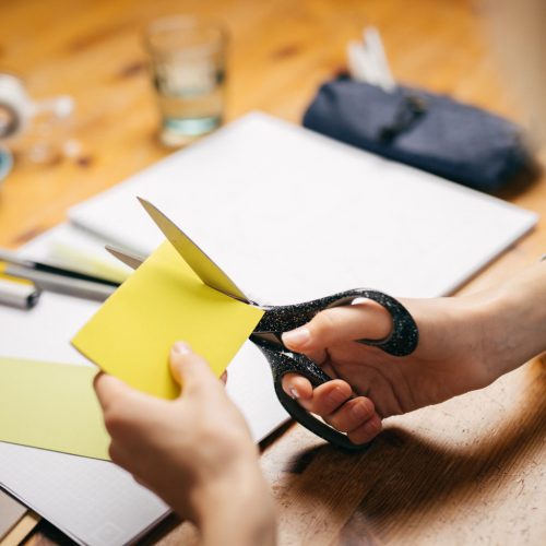 Fiskars Általános olló 20 cm-es, 15 éves kortól