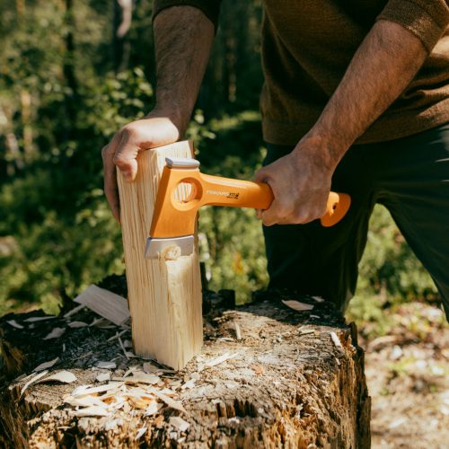 Fiskars X13 ultrakönnyű kemping fejsze XXS - 25 év garanciával
