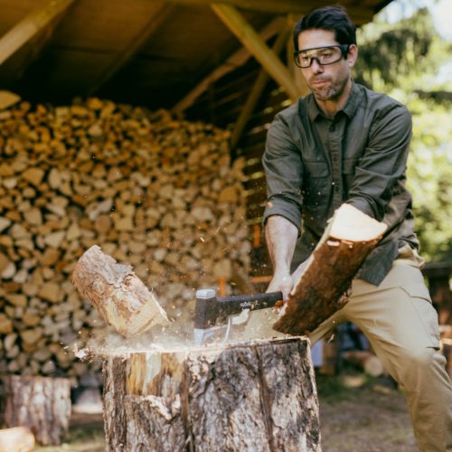 Fiskars X28 hasítófejsze M - 25 év garanciával