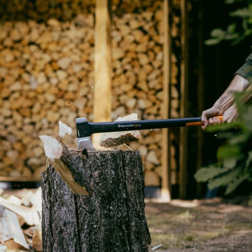 Fiskars X32 hasítófejsze L - 25 év garanciával