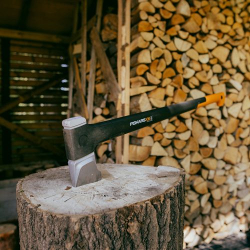 Fiskars X36 hasítófejsze L - 25 év garanciával