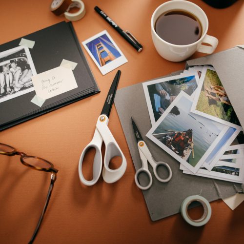 Fiskars Micro-Tip™  tapadásmentes olló, 13 cm