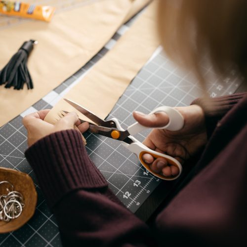 Fiskars Amplify™ textil olló 21 cm (Kifutó modell)