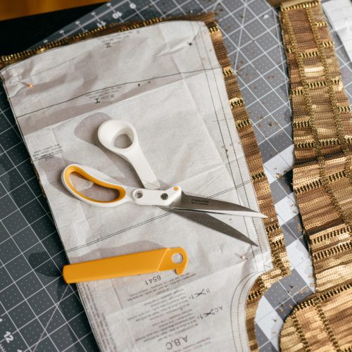 Fiskars Amplify™ szabóolló 25 cm