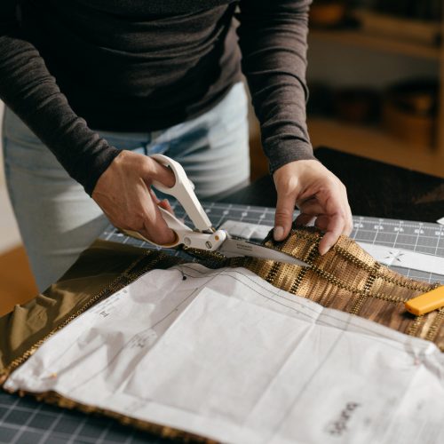 Fiskars Amplify™ szabóolló 25 cm