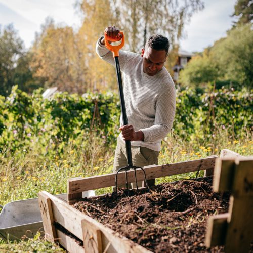 Fiskars Solid™ Fém Komposztvilla