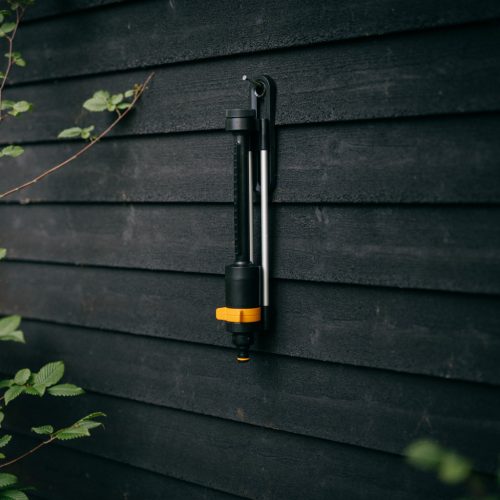 Fiskars Solid™ Oszcilláló esőztető (M)