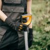 Fiskars Kerti védőkesztyű hosszított szárral, 10-es méret