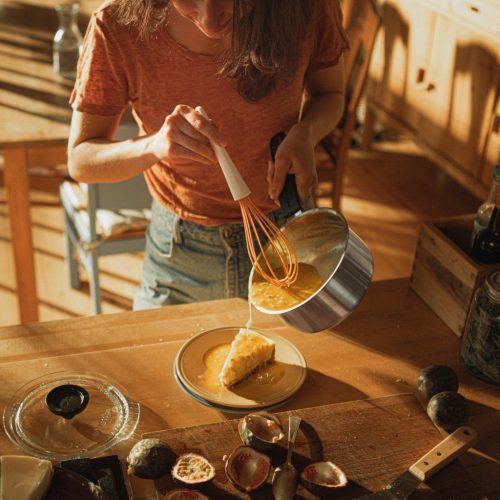 Fiskars Functional Form™ nyeles lábas fedővel, 1,5L, rozsdamentes acél