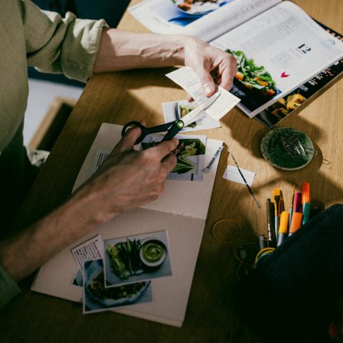 Fiskars Functional Form™ Renew univerzális olló, 17 cm