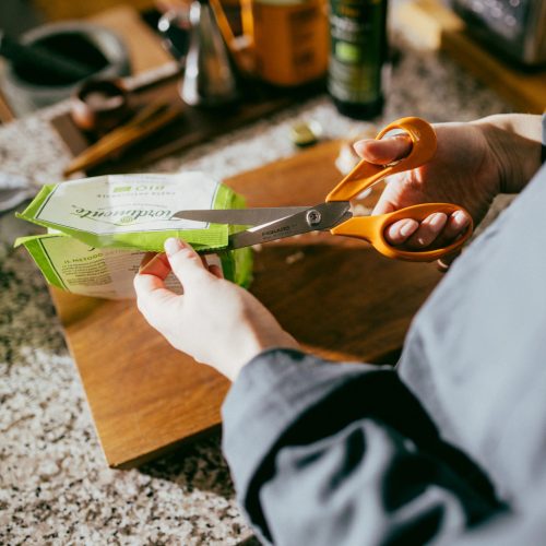 Fiskars Classic univerzális konyhai olló, 21 cm - 25 év garanciával 