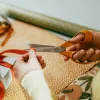 Fiskars Classic univerzális kézműves és textil olló, 21 cm - 25 év garanciával 