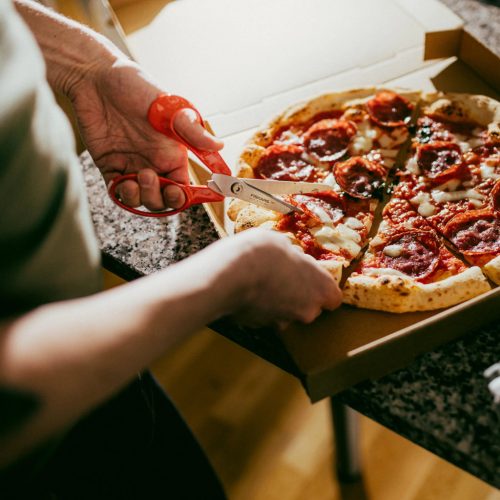 Fiskars Classic univerzális / konyhai olló, balkezes, 21 cm - 25 év garanciával 